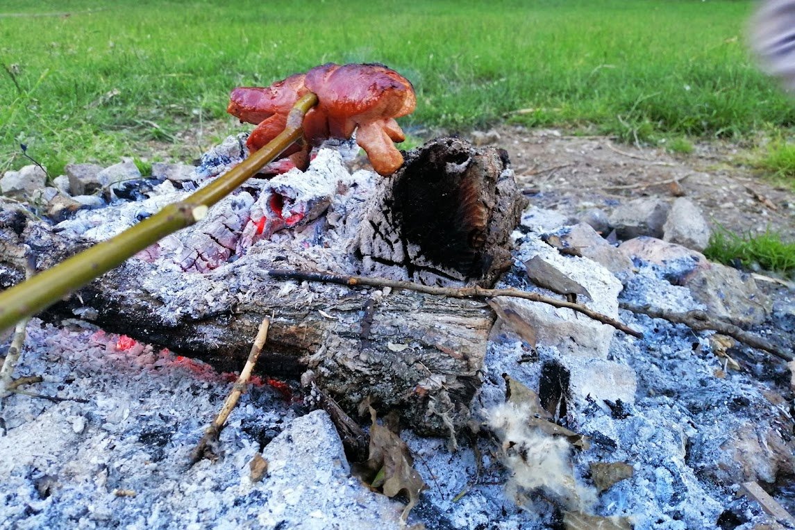 Grilovanie, ohnisko a guláš